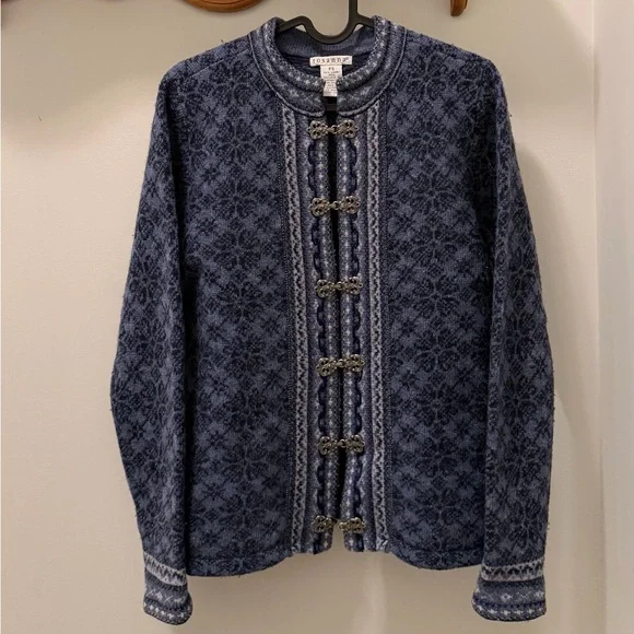 Rosanna Gray Wool Cardigan with Decorative Clasp - Picture 3 of 8